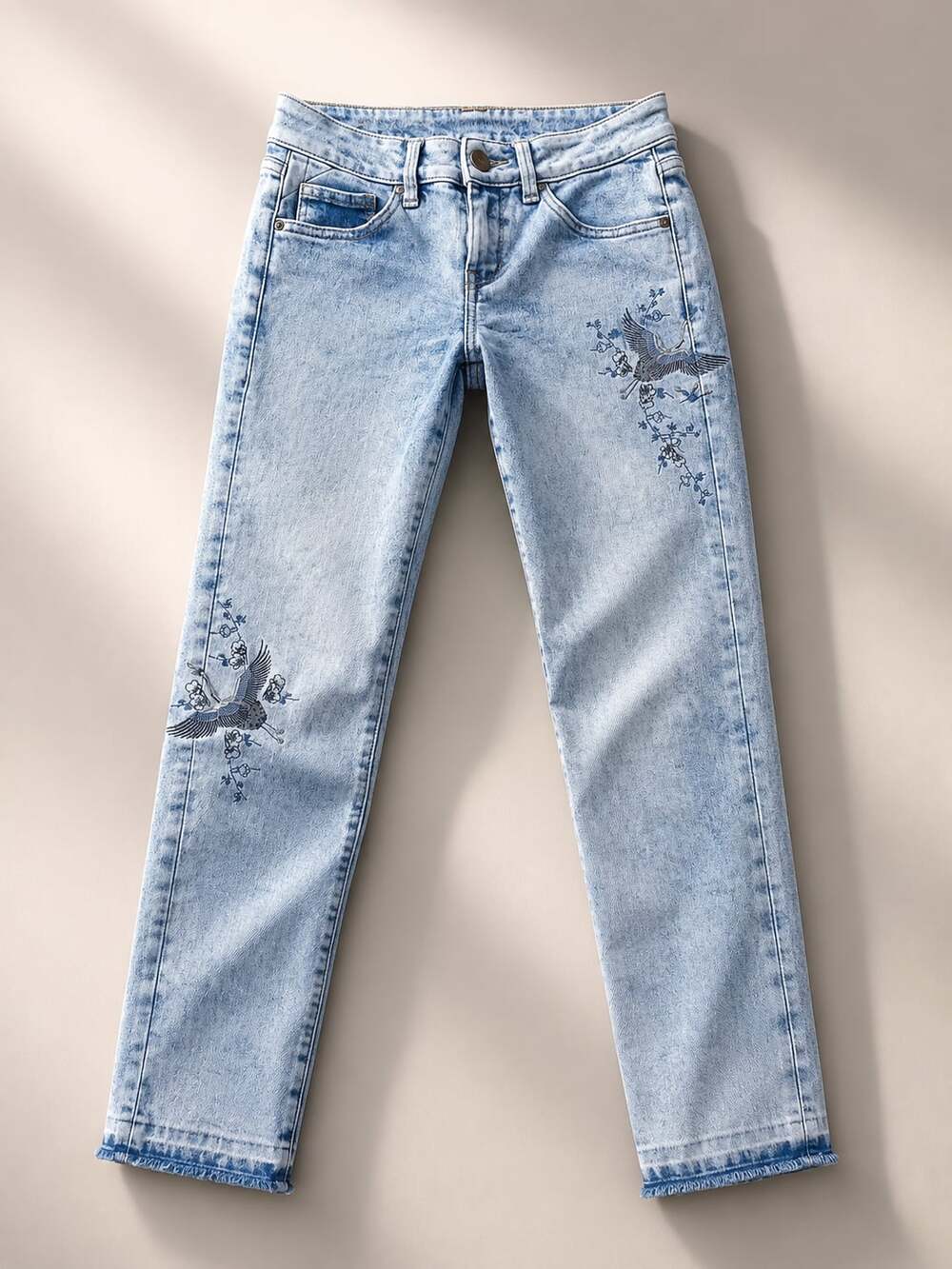 Silver Jeans Co. Women's Izzy Ankle Skinny Light Acid Wash Floral Embroidered Je